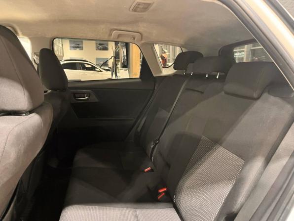 Toyota Auris II с пробегом 2013 года, цена 1 029 900 рублей, 153000 км, хэтчбек, Автокод Объявления