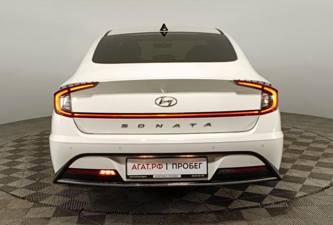 Hyundai Sonata VIII (DN8) с пробегом 2021 года, цена 2 400 000 рублей, 46202 км, седан, Автокод Объявления