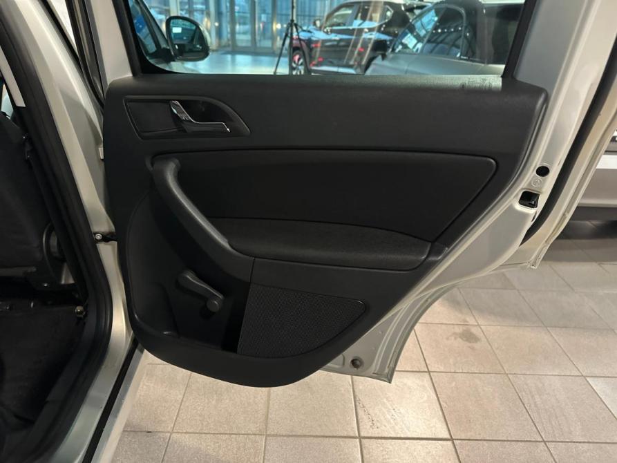 Skoda Yeti I Рестайлинг Санкт-Петербург  - изображение 26