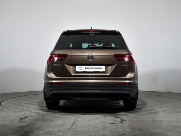 Volkswagen Tiguan II с пробегом 2018 года, цена 2 850 000 рублей, 73198 км, внедорожник, Автокод Объявления