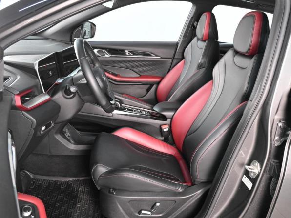 Geely Coolray I Рестайлинг с пробегом 2024 года, цена 2 239 000 рублей, 41600 км, внедорожник, Автокод Объявления