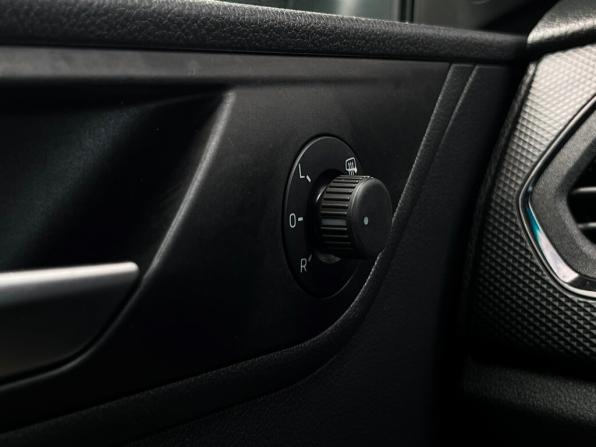Volkswagen Polo VI с пробегом 2021 года, цена 1 397 900 рублей, 156483 км, лифтбек, Автокод Объявления