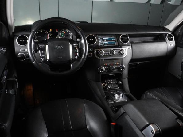 Land Rover Discovery IV Рестайлинг с пробегом 2015 года, цена 2 140 000 рублей, 191341 км, внедорожник, Автокод Объявления