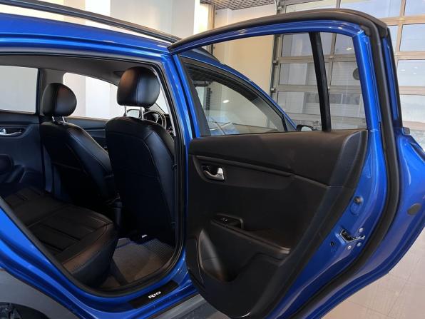 Kia Rio IV Рестайлинг с пробегом 2021 года, цена 1 920 000 рублей, 63288 км, хэтчбек, Автокод Объявления