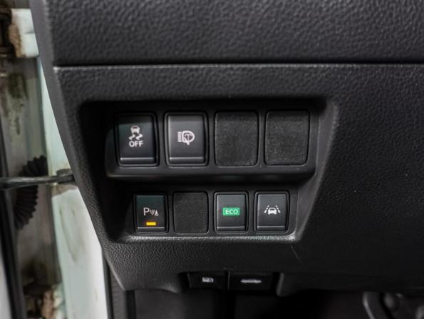 Nissan Qashqai II с пробегом 2017 года, цена 1 999 000 рублей, 89383 км, внедорожник, Автокод Объявления