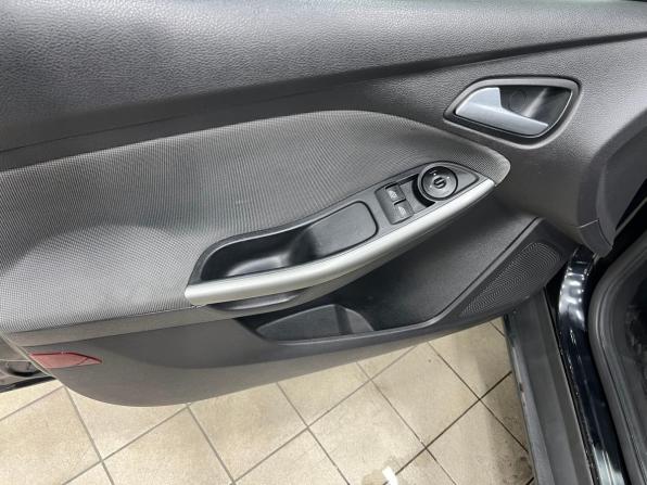 Ford Focus III с пробегом 2011 года, цена 800 000 рублей, 176237 км, седан, Автокод Объявления