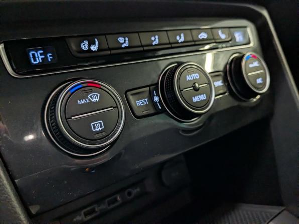 Volkswagen Tiguan II с пробегом 2019 года, цена 2 650 000 рублей, 79091 км, внедорожник, Автокод Объявления