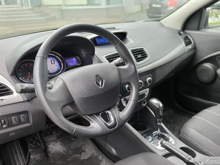 Renault Megane III Рестайлинг Санкт-Петербург  - изображение 14