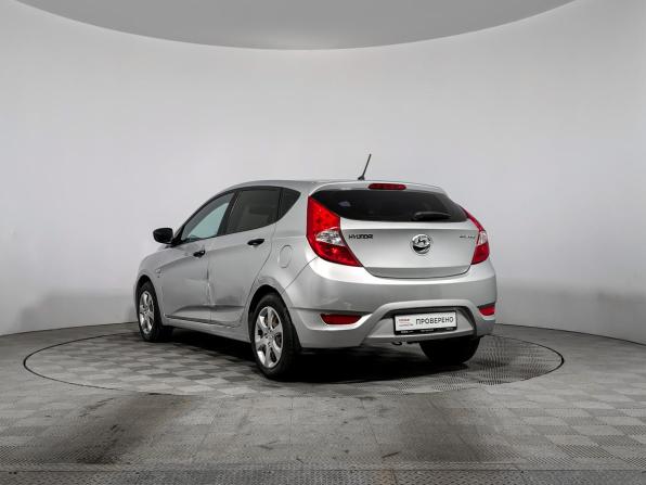 Hyundai Solaris I с пробегом 2014 года, цена 675 000 рублей, 141566 км, хэтчбек, Автокод Объявления