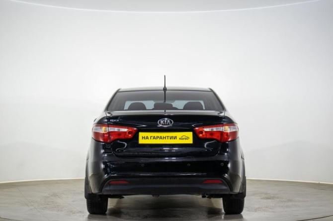 Kia Rio III с пробегом 2015 года, цена 1 019 000 рублей, 154000 км, седан, Автокод Объявления