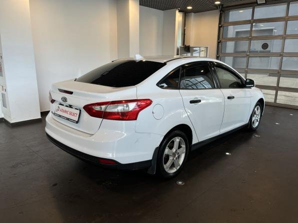 Ford Focus III с пробегом 2013 года, цена 590 000 рублей, 240115 км, седан, Автокод Объявления