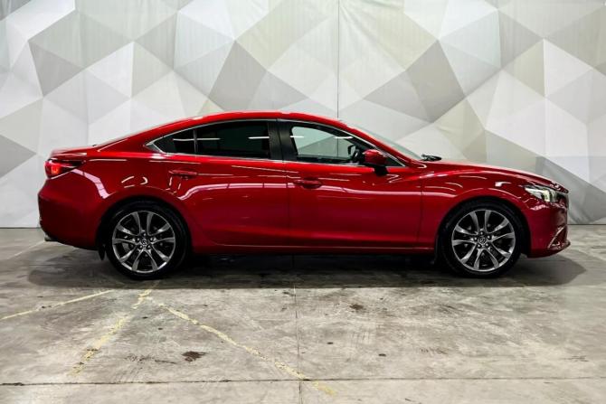 Mazda 6 III (GJ) Рестайлинг с пробегом 2018 года, цена 2 100 000 рублей, 167266 км, седан, Автокод Объявления