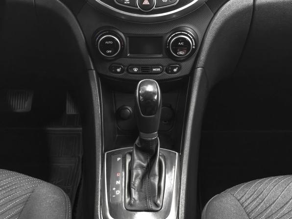 Hyundai Solaris I Рестайлинг с пробегом 2014 года, цена 1 049 900 рублей, 162000 км, седан, Автокод Объявления