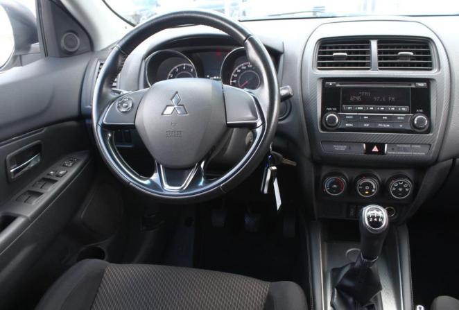 Mitsubishi ASX I Рестайлинг 2 с пробегом 2017 года, цена 1 570 000 рублей, 88012 км, внедорожник, Автокод Объявления