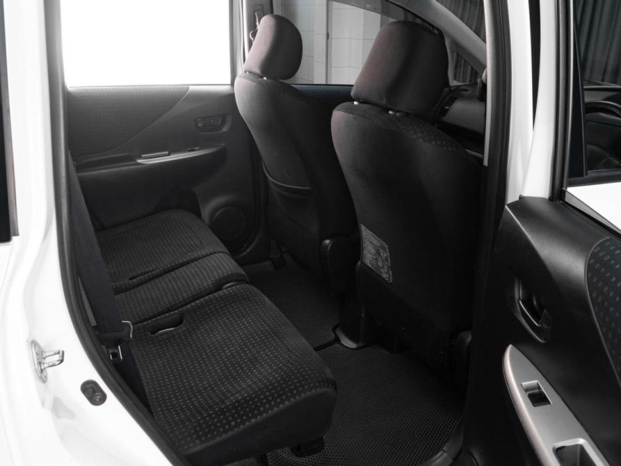 Toyota Ractis I Тюмень  - изображение 11