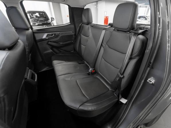 Isuzu D-Max III с пробегом 2025 года, цена 5 050 000 рублей, 158 км, пикап, Автокод Объявления