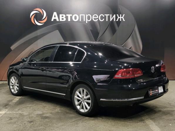 Volkswagen Passat B7 с пробегом 2013 года, цена 1 200 000 рублей, 178700 км, седан, Автокод Объявления