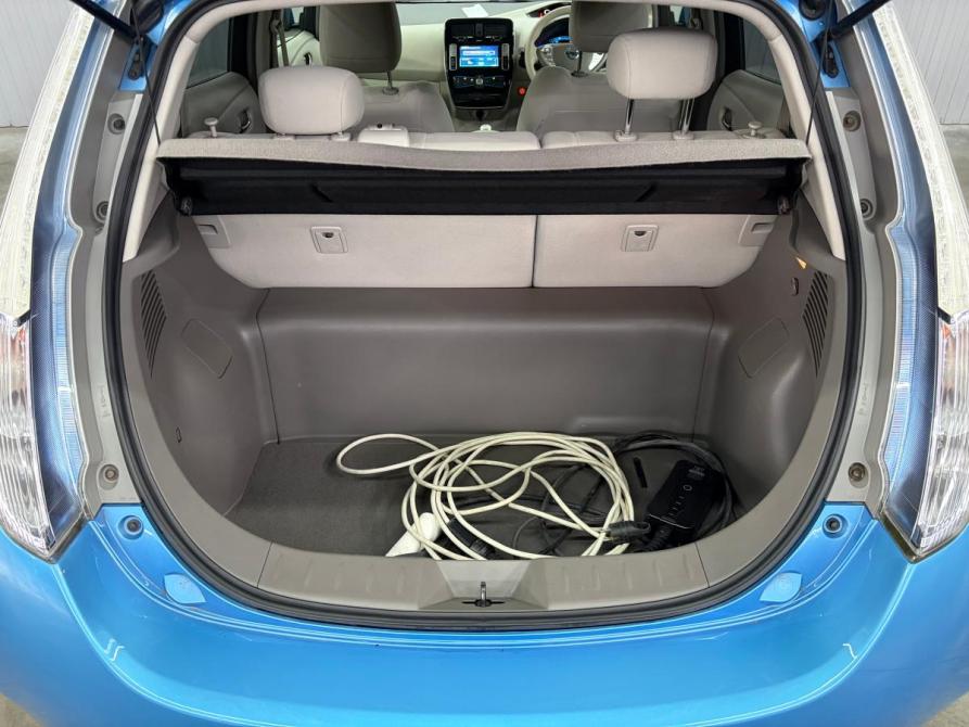 Nissan Leaf I (ZE0/AZE0) Краснодар  - изображение 20