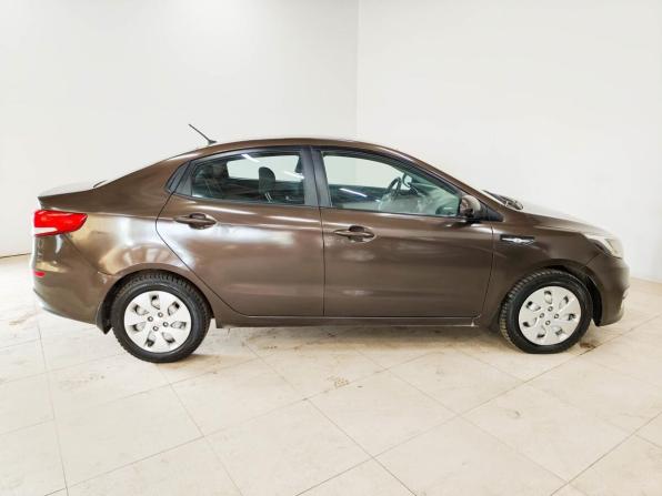 Kia Rio III Рестайлинг с пробегом 2015 года, цена 746 500 рублей, 198008 км, седан, Автокод Объявления