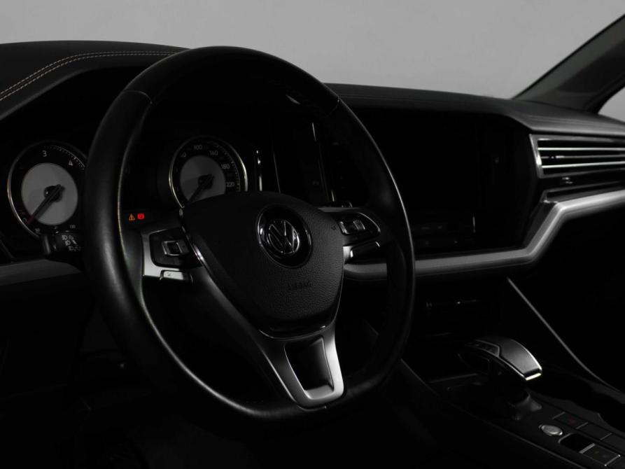 Volkswagen Touareg III Москва  - изображение 9