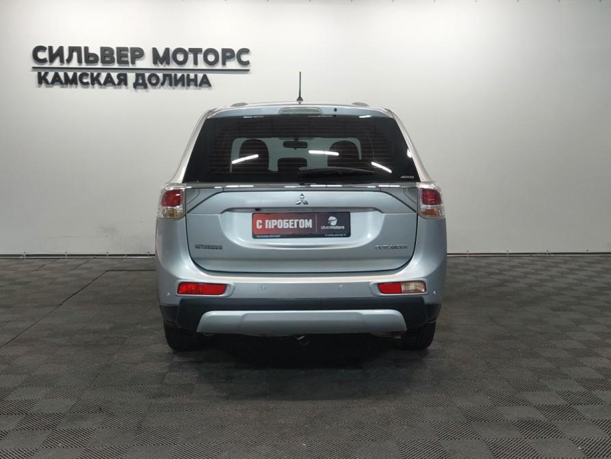Mitsubishi Outlander III Рестайлинг Пермь  - изображение 6