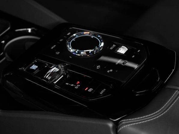 BMW 5 серии VIII (G60/G61/G68) с пробегом 2024 года, цена 8 500 000 рублей, 23513 км, седан, Автокод Объявления