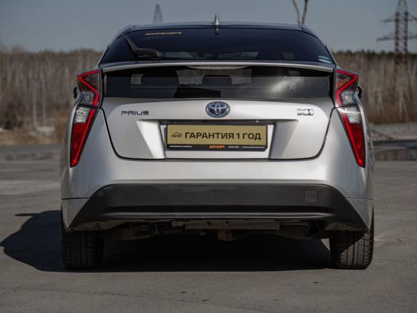 Toyota Prius IV (XW50) с пробегом 2017 года, цена 1 499 000 рублей, 185000 км, лифтбек, Автокод Объявления