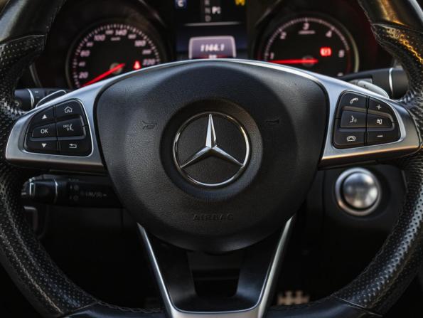 Mercedes-Benz C-Класс IV (W205) с пробегом 2016 года, цена 2 498 000 рублей, 128000 км, седан, Автокод Объявления