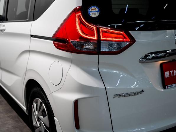 Honda Freed II с пробегом 2019 года, цена 1 425 000 рублей, 134427 км, компактвэн, Автокод Объявления