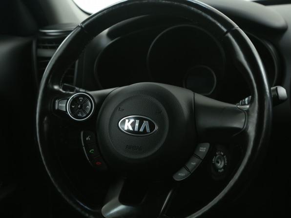 Kia Soul II Рестайлинг с пробегом 2017 года, цена 1 249 000 рублей, 203500 км, хэтчбек, Автокод Объявления