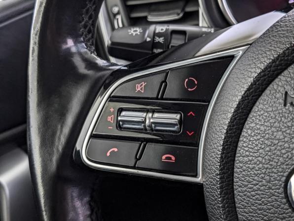 Kia Ceed III с пробегом 2020 года, цена 1 630 000 рублей, 116526 км, универсал, Автокод Объявления