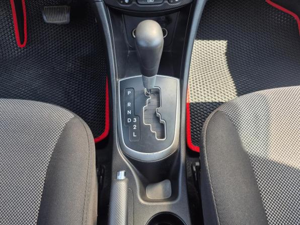 Hyundai Solaris I с пробегом 2013 года, цена 846 000 рублей, 130000 км, седан, Автокод Объявления