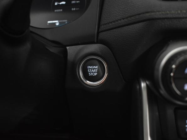 Toyota RAV4 V (XA50) с пробегом 2025 года, цена 3 897 960 рублей, 3398 км, внедорожник, Автокод Объявления