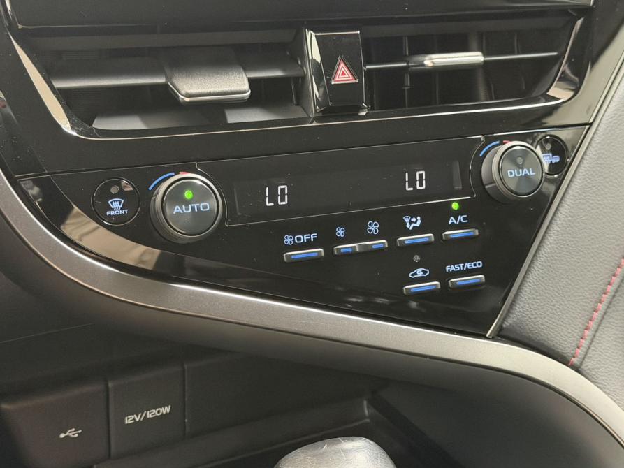 Toyota Camry VIII (XV70) Рестайлинг Вологда  - изображение 15