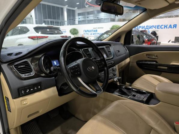 Kia Carnival III с пробегом 2018 года, цена 2 699 000 рублей, 131871 км, минивэн, Автокод Объявления