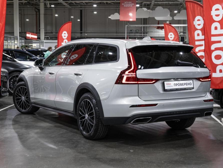 Volvo V60 Cross Country II Санкт-Петербург  - изображение 12