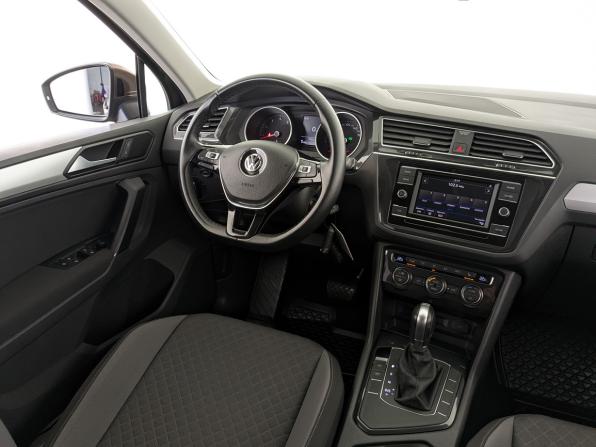 Volkswagen Tiguan II с пробегом 2018 года, цена 2 350 000 рублей, 37000 км, внедорожник, Автокод Объявления