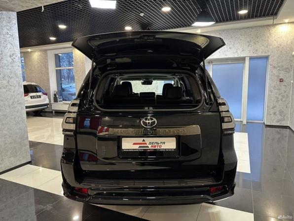 Toyota Land Cruiser Prado 150 Series Рестайлинг 3 с пробегом 2022 года, цена 10 650 000 рублей, 1992 км, внедорожник, Автокод Объявления