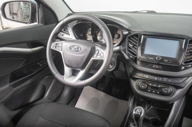 Lada (ВАЗ) Vesta I с пробегом 2018 года, цена 949 000 рублей, 59000 км, седан, Автокод Объявления