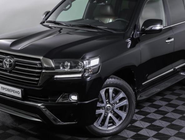 Toyota Land Cruiser 200 Series Рестайлинг 2 с пробегом 2016 года, цена 5 990 000 рублей, 128029 км, внедорожник, Автокод Объявления