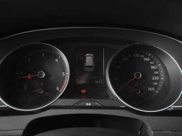 Volkswagen Passat B8 с пробегом 2019 года, цена 3 245 000 рублей, 112304 км, универсал, Автокод Объявления