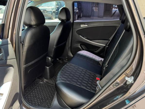 Hyundai Solaris I с пробегом 2014 года, цена 869 000 рублей, 195591 км, хэтчбек, Автокод Объявления