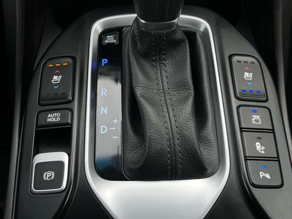 Hyundai Santa Fe III Рестайлинг с пробегом 2018 года, цена 2 390 000 рублей, 122000 км, внедорожник, Автокод Объявления