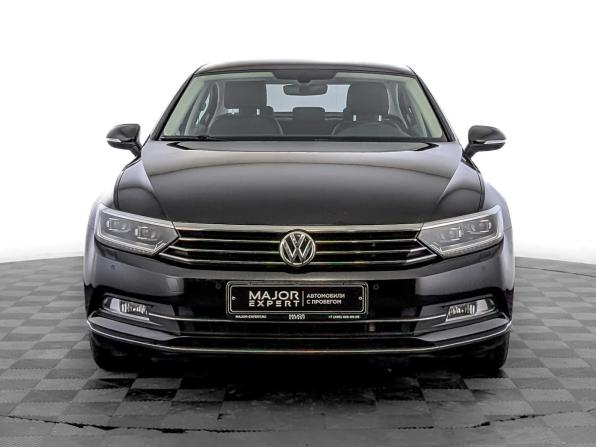 Volkswagen Passat B8 с пробегом 2018 года, цена 2 645 000 рублей, 66799 км, седан, Автокод Объявления