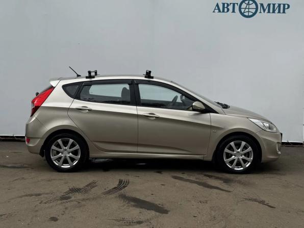 Hyundai Solaris I с пробегом 2013 года, цена 998 000 рублей, 143431 км, хэтчбек, Автокод Объявления