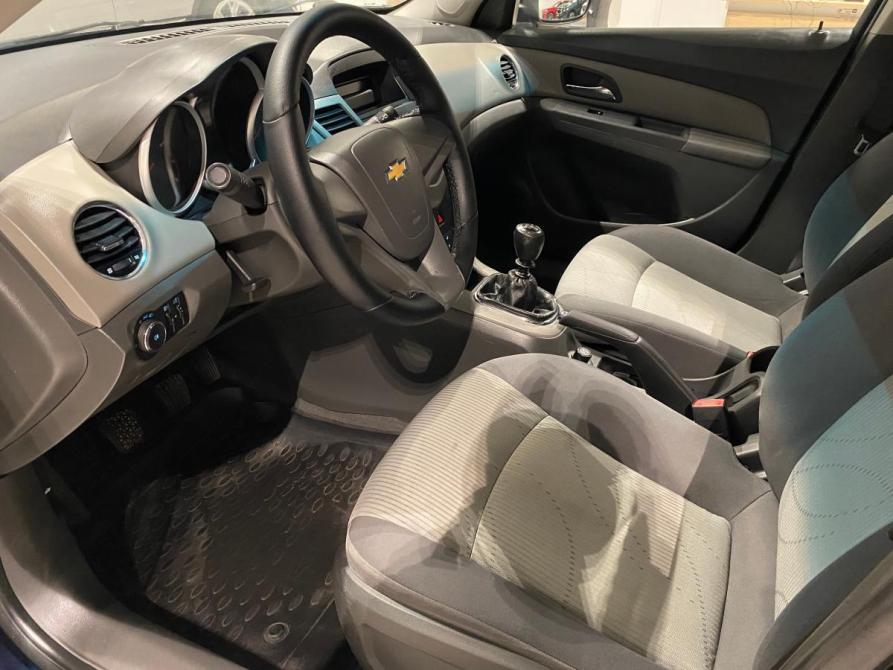 Chevrolet Cruze I Великий Новгород  - изображение 9
