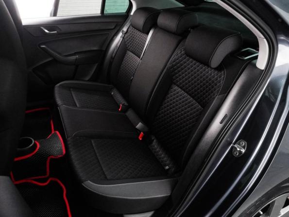 Skoda Rapid I с пробегом 2016 года, цена 1 284 000 рублей, 112534 км, лифтбек, Автокод Объявления