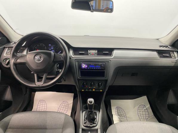 Skoda Rapid I с пробегом 2017 года, цена 899 000 рублей, 147368 км, лифтбек, Автокод Объявления