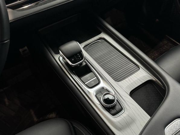 Chery Arrizo 8 с пробегом 2023 года, цена 2 100 000 рублей, 21000 км, седан, Автокод Объявления