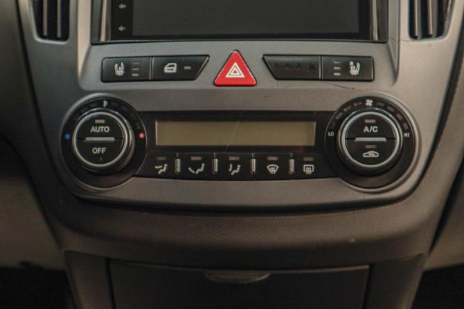 Kia Ceed I с пробегом 2007 года, цена 759 000 рублей, 363776 км, универсал, Автокод Объявления